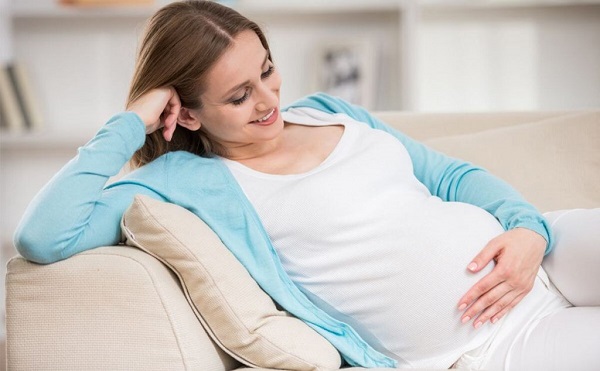 Lời khuyên giúp mẹ bầu giảm cơn đau bụng dưới.